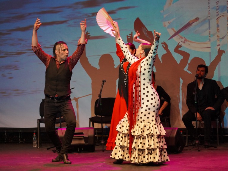 El Círculo - Flamenco